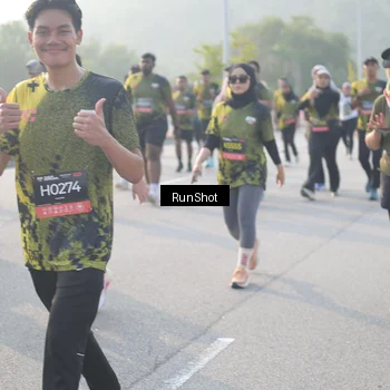 Runner Photo 6860730