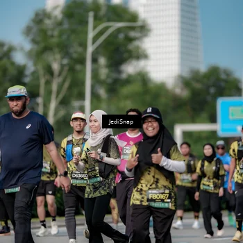 Runner Photo 6860738