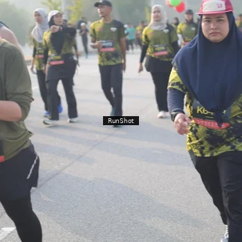 Runner Photo 6860746