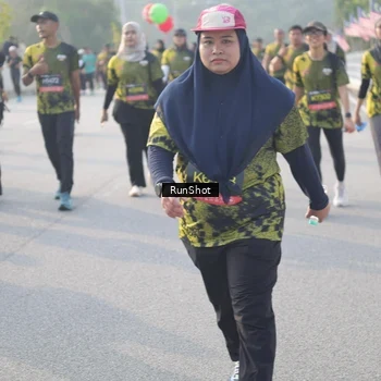 Runner Photo 6860747