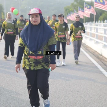 Runner Photo 6860750