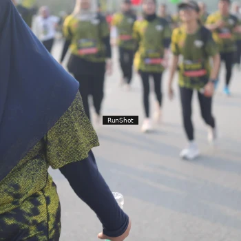 Runner Photo 6860762