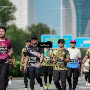 Runner Photo 6860764