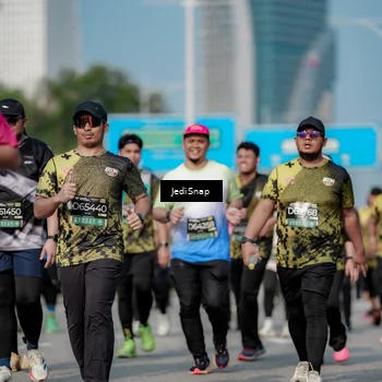 Runner Photo 6860778