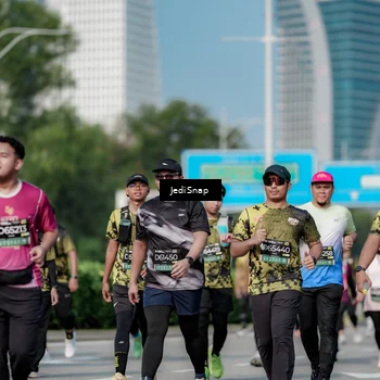 Runner Photo 6860783