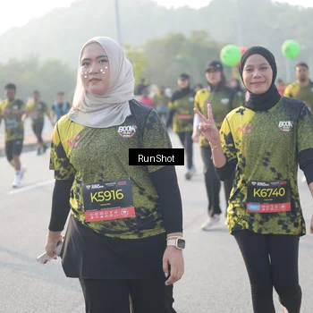 Runner Photo 6860788
