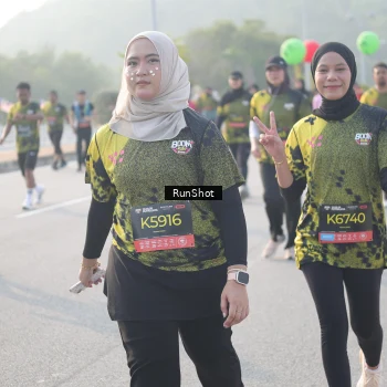 Runner Photo 6860794