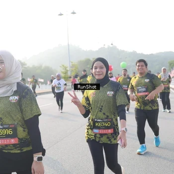 Runner Photo 6860796