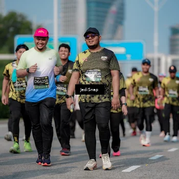Runner Photo 6860799