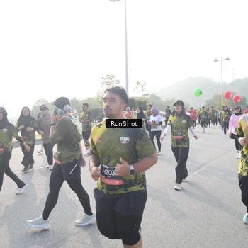 Runner Photo 6860815