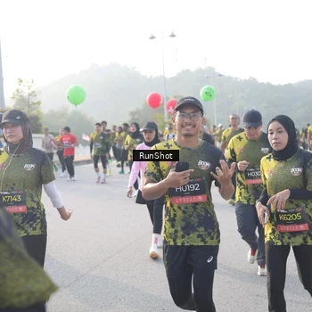 Runner Photo 6860868