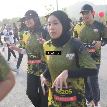 Runner Photo 6860892