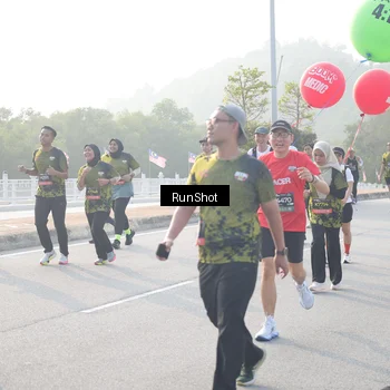 Runner Photo 6860940