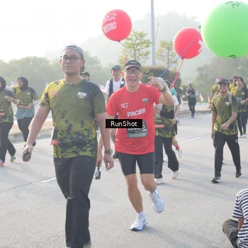 Runner Photo 6860957
