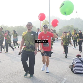 Runner Photo 6860961