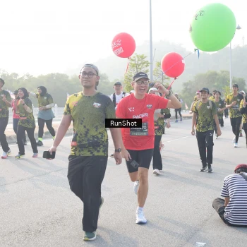 Runner Photo 6860963
