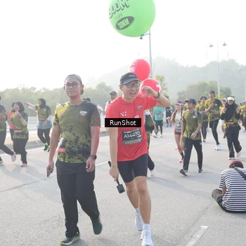 Runner Photo 6860973