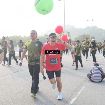 Runner Photo 6860974