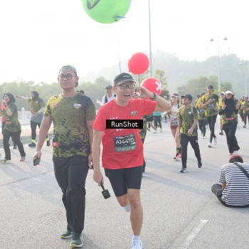 Runner Photo 6860975