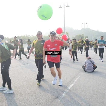 Runner Photo 6860976
