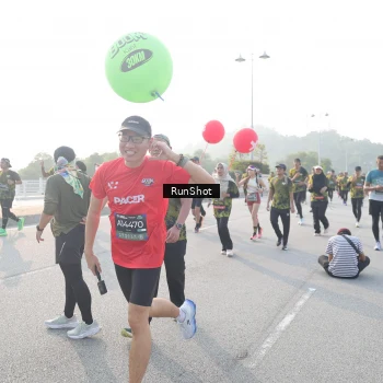 Runner Photo 6860987