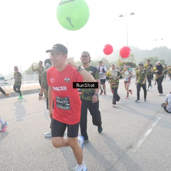Runner Photo 6860989