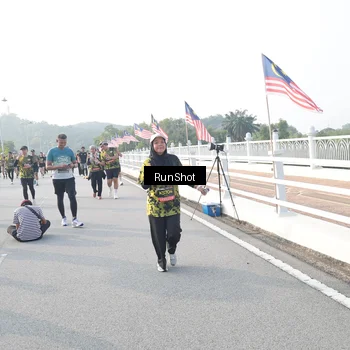 Runner Photo 6861002