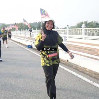 Runner Photo 6861028