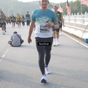 Runner Photo 6861030