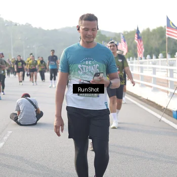 Runner Photo 6861032
