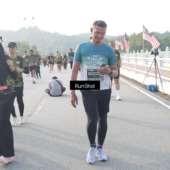 Runner Photo 6861043