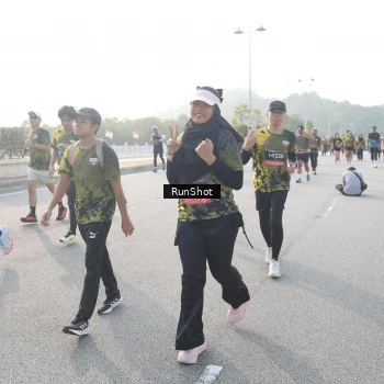Runner Photo 6861064