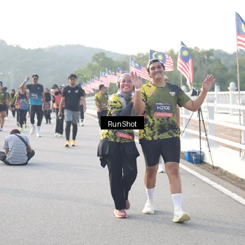 Runner Photo 6861107
