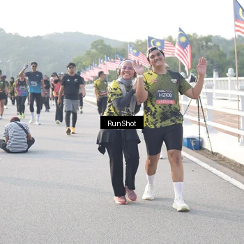 Runner Photo 6861114