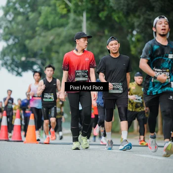 Runner Photo 6861158