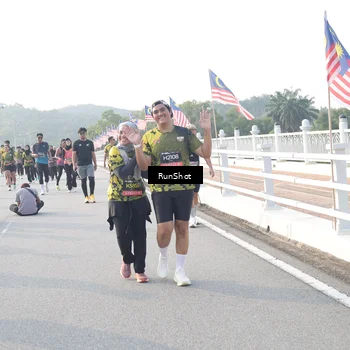 Runner Photo 6861184