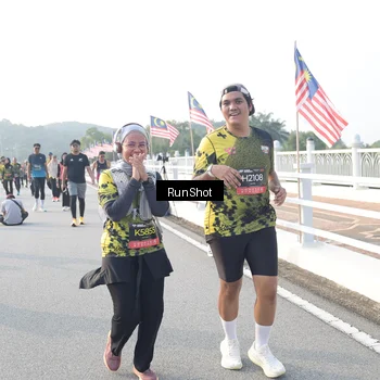 Runner Photo 6861237