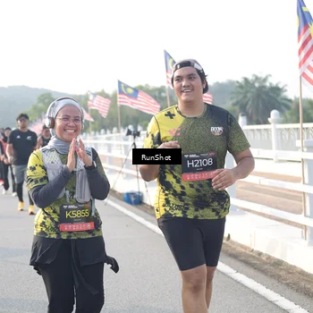 Runner Photo 6861247