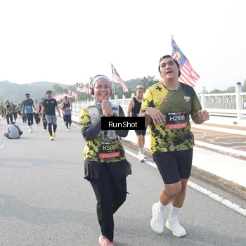 Runner Photo 6861255