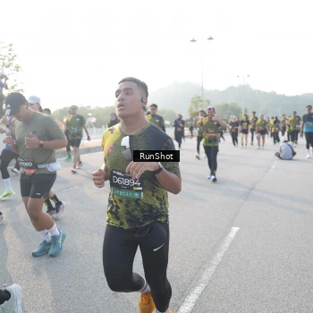 Runner Photo 6861275