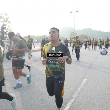 Runner Photo 6861282