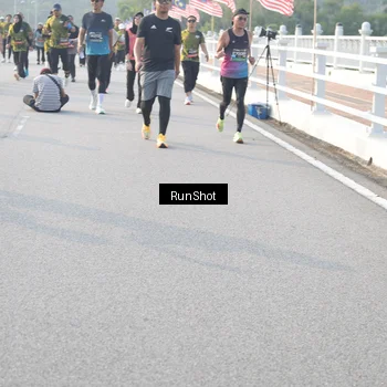 Runner Photo 6861316