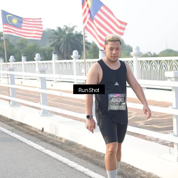 Runner Photo 6861321