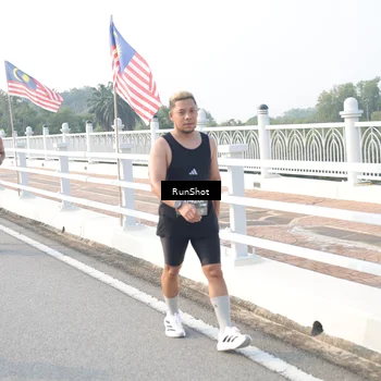 Runner Photo 6861403