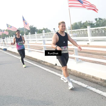 Runner Photo 6861418