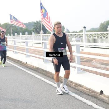 Runner Photo 6861426