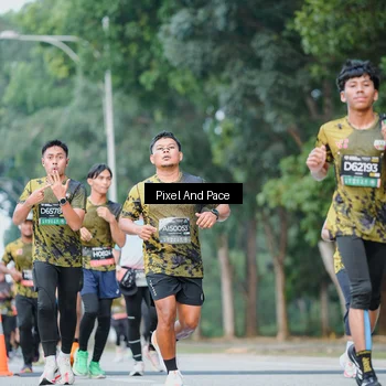 Runner Photo 6861451