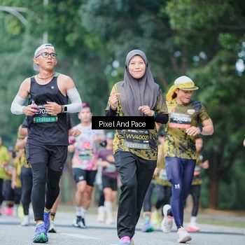 Runner Photo 6861500
