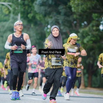 Runner Photo 6861503
