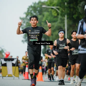 Runner Photo 6861579